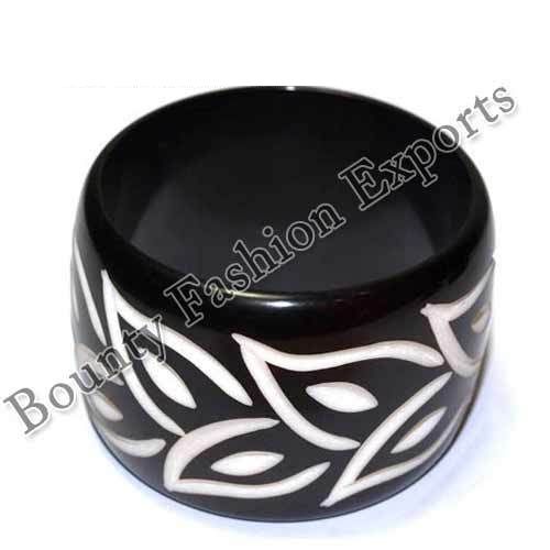 Black And White Flower Resin Bangles