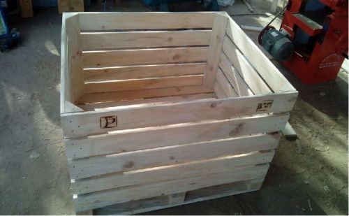Small Wooden Bins, Shape : Square