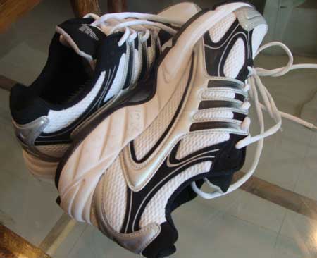 Sports Shoes