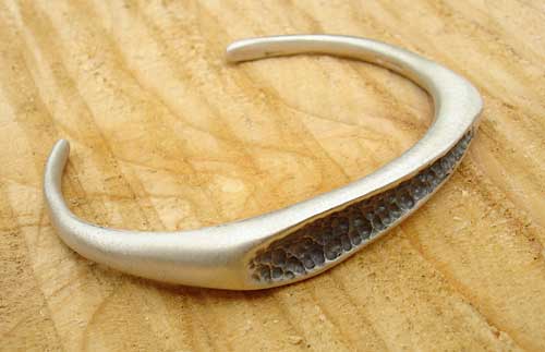 Usi Gems Silver Bangles -02