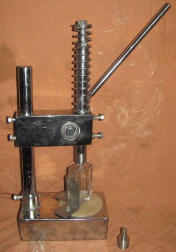 AMSON Collar Fixing Machine