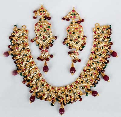 Jadau Necklace Set