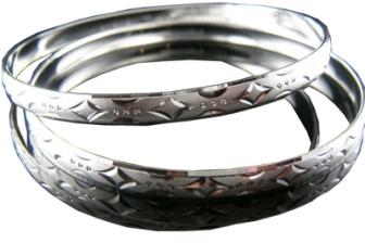 Threetone Plated Diamond Cut Bangles.dtbg000409 A