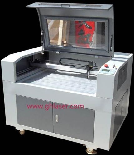 Laser Engraving Machine, Packaging : Cardboard Box