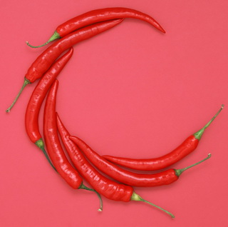 Organic Fresh Red Chilli, For Cooking, Souce, Feature : High Nutrition Value, Hygienically Packed