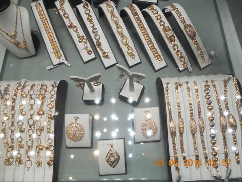 Gold jewelry, Jewelry Type : white yellow gold., Gender : unisex