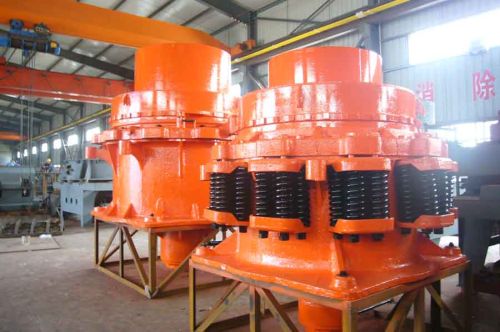 Cone Crusher, Engine : D13 315 kW / 422 hp