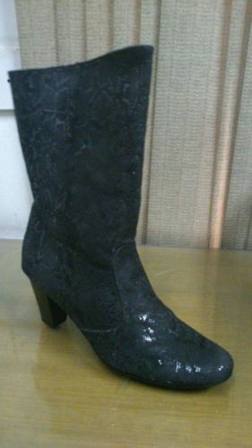 Verona Leather Boots, Color : Black