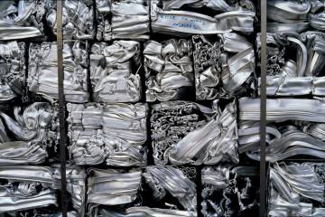 Aluminum scrap, Number Of Flower : Aluminum Can Scrap