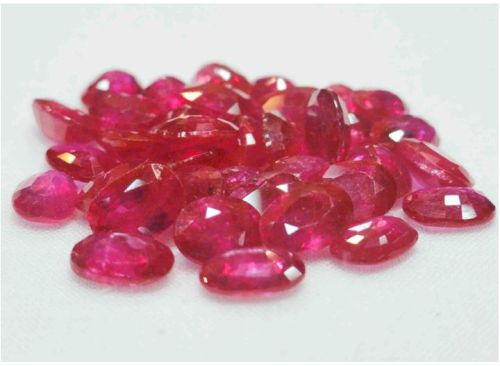 Polished Natural Oval Ruby, Technics : 2D, 3D, 4D