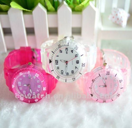 2012 New Small Dial Plastic LED Light Quartz Watch