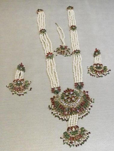 Pearl Necklace Set