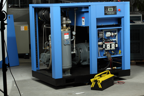 Screw air compressor