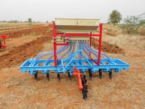 Automatic Seed Cum Fertilizer Drill, For Agricultural Use, Feature : Accuracy, Fine Finished, Hard Structure