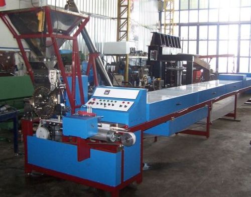 Semi Automatic Sugar Cube Making Machinery