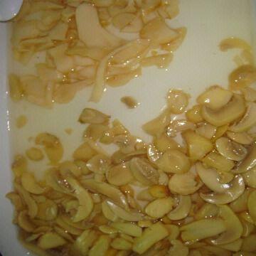 Canned mushroom, Packaging Type : light yellow