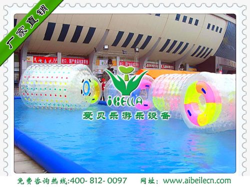 Inflatable Water Roller