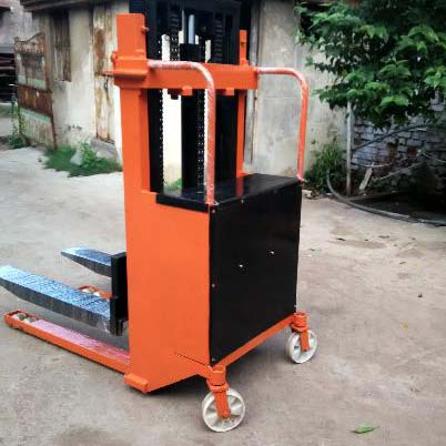 Battery Operated Stacker