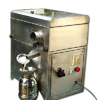 Stainless Steel Sugarcane Juice Machine, Color : Silver