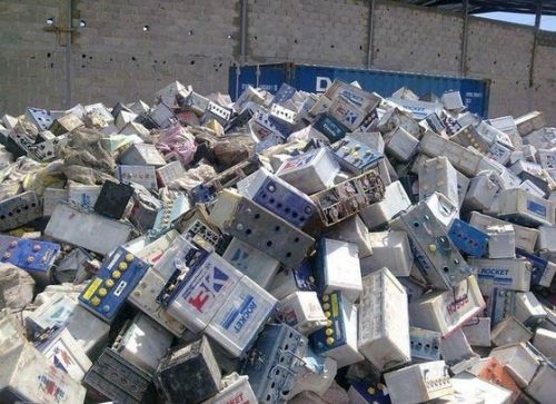 Drained Lead Battery Scrap