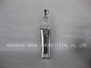 Oreal Square Glass Oil Bottles, Packaging Type : metal