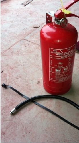 Dry Powder Fire Extinguisher, Brand Name : HM