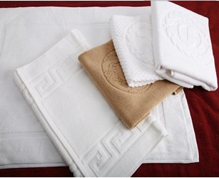 Cotton bath towel, Brand Name : Busy Man, Packaging Type : white