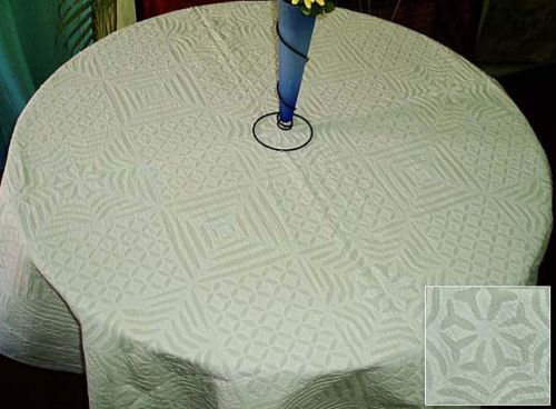 Self Texture Table Cover, Color : CREAM
