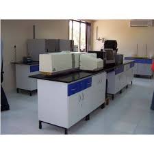 Laboratory Instrument Table