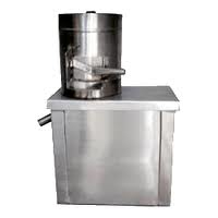 Potato Peeler, Feature : Good Quality, Easy To Use