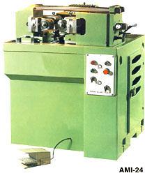 Hydraulic Pipe Threading Machine