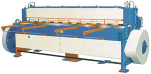 Mechanical Under Crank Shearing Machine