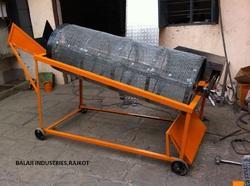 Vibratory Sand Screening Machine, Capacity : 6m3/hrs.