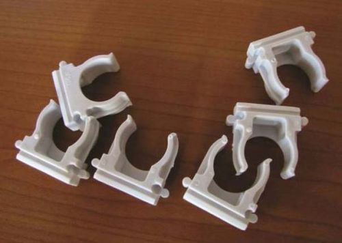 Plastic Pipe Clips