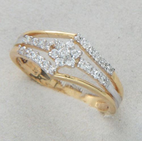 Ladies Ring With A Flower, Three Lines
