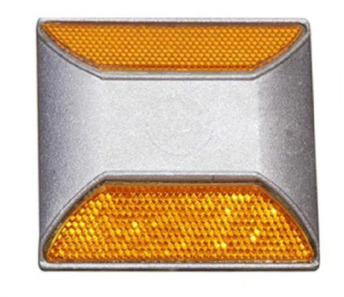 Aluminium Road Stud, Size : L100mm X W100mm X H20mm