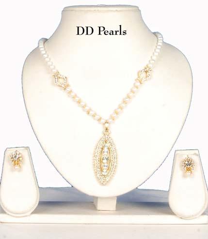 Pearl Necklace, Pendant Set