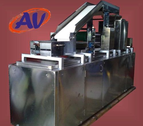 Full Automatic Chapati Making Machine (AV-CM-02), Production Capacity : 1000 PCS/HR