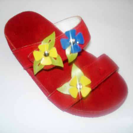 Childrens Slippers - 13