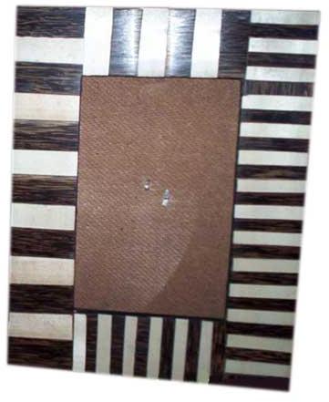 Wooden Photo Frame-01