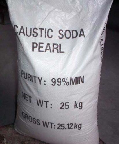 Caustic soda, Density : 2.13 g/cm³