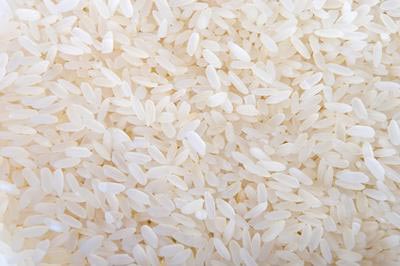 Solid Hard Common Raw White Rice, For Cooking, Packaging Type : 10kg, 1kg, 2kg, 5kg