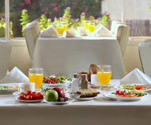 Fruit Juices, Purity : 100%, Packaging Type : Bottles