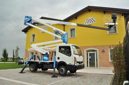 Double Articulated Aerial Platform