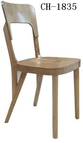 Wooden chair, Packaging Type : Nature