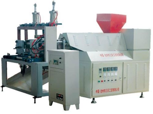 Plastic Bottle Making Machine, Brand Name : Sanqing