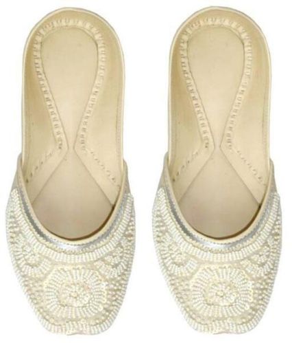 Prajapati Handicraft Beaded Shoes, Punjabi Jutti