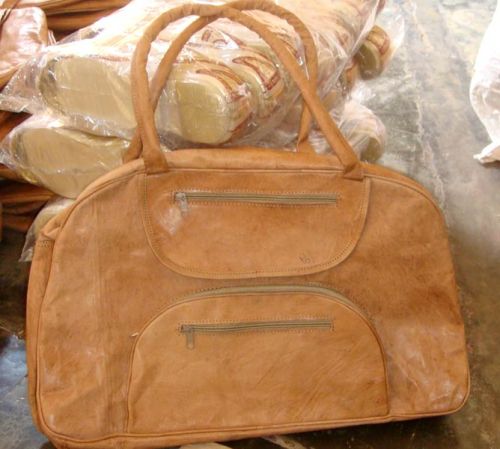 Mojari Exporters Stylish Camel Bags