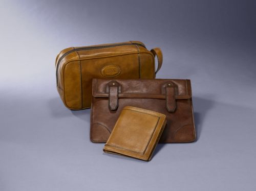 Mojari Exporters Stylish Wallets