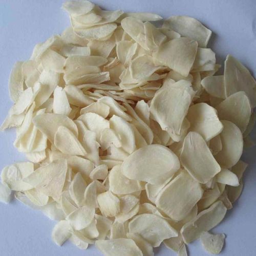 Dehydrated garlic flakes, Packaging Size : 20-25 Kg